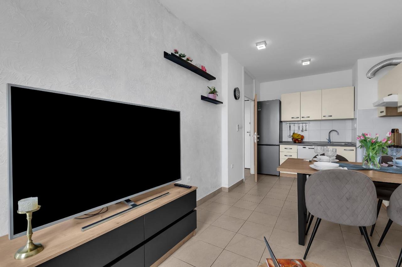 Apartman Magnolia Makarska Eksteriør billede